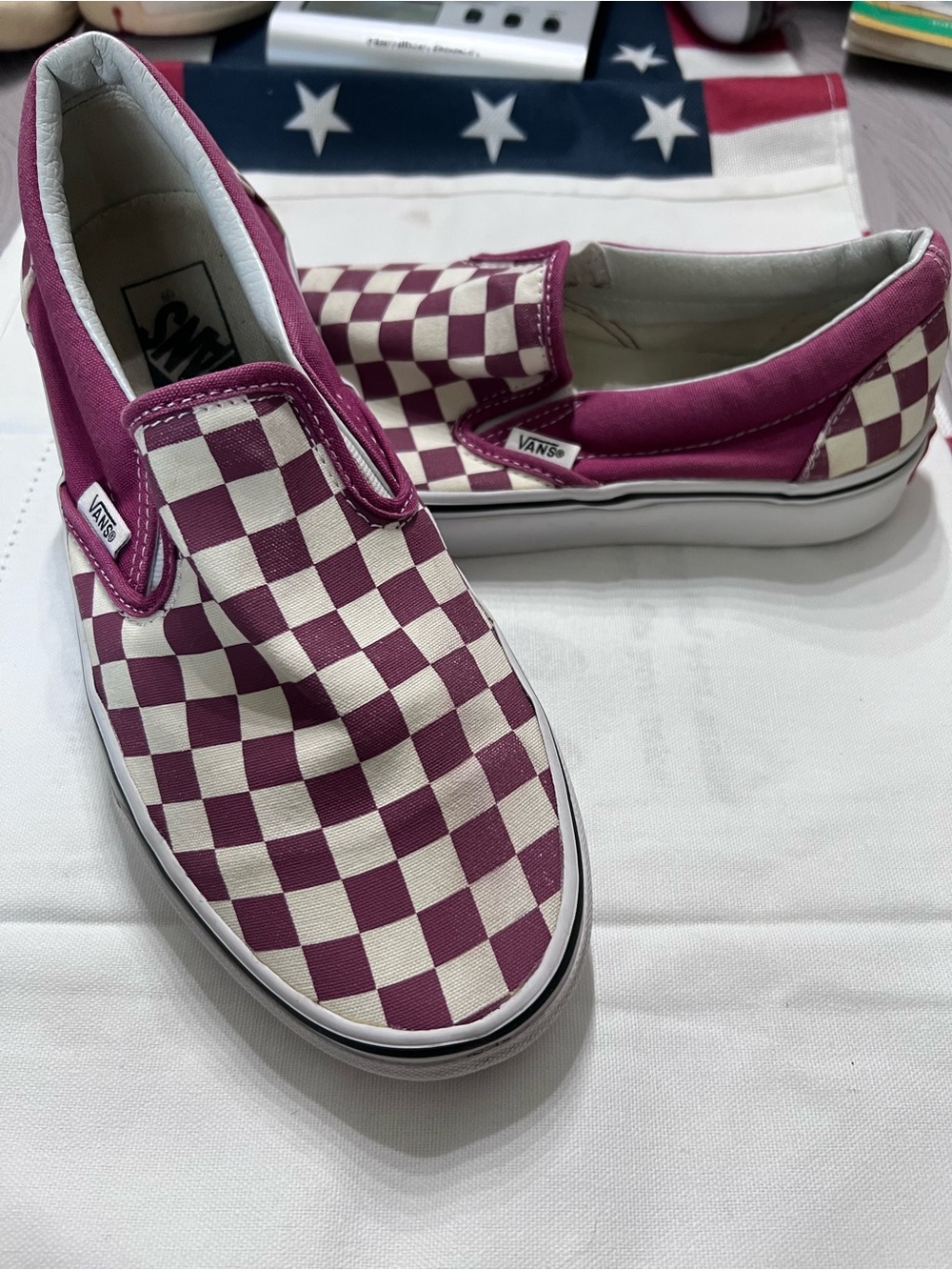 Vans Classic Slip On Checkerboard Shoes Womens 8.5 Pink White Canvas Sneakers